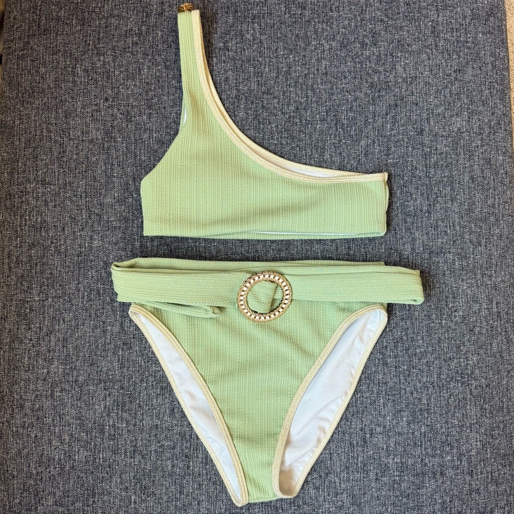 One-Shoulder Green Bikini Set